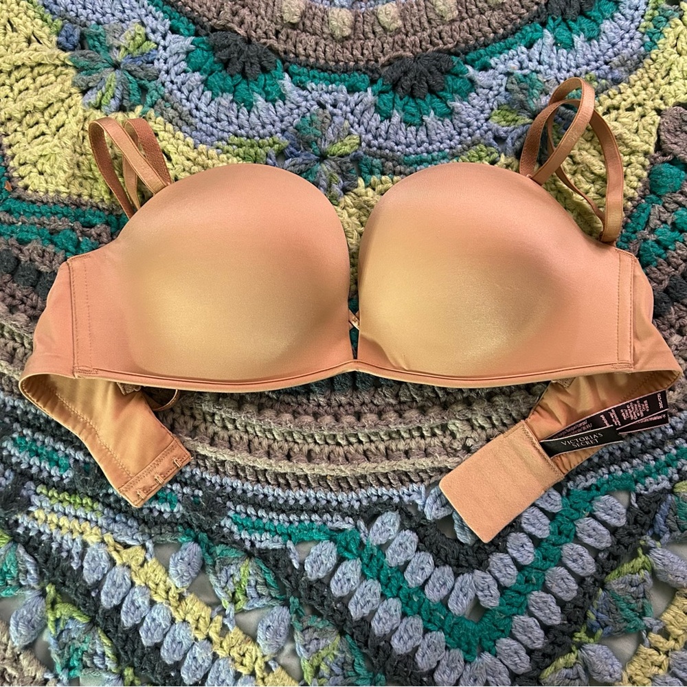 Women's VS Nude Strapless Bombshell Bra